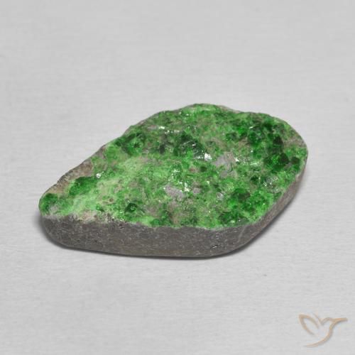 Uvarovite Garnet Drusy Gemstone in 23.1 x 15.2 mm Size for Sale, Uvarovite Garnet Drusy Stone in Dark Green Color
