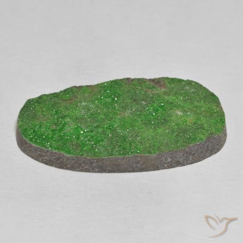 Uvarovite Garnet Drusy Gemstone in 38.3 x 23.2 mm Size for Sale, Uvarovite Garnet Drusy Stone in Green Color