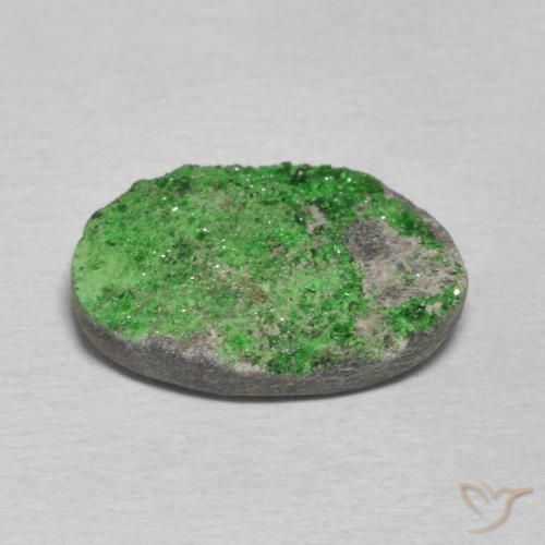 Uvarovite Garnet Drusy Gemstone in 15.9 x 12.8 mm Size for Sale, Uvarovite Garnet Drusy Stone in Medium Green Color