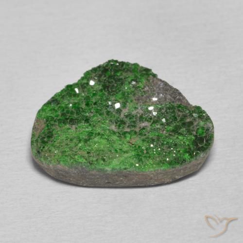 Uvarovite Garnet Drusy Gemstone in 16.6 x 14.9 mm Size for Sale, Uvarovite Garnet Drusy Stone in Dark Green Color