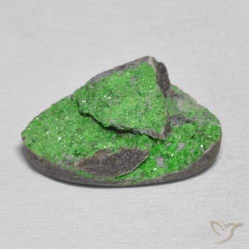 Uvarovite Garnet Drusy Gemstone in 17.4 x 11.6 mm Size for Sale, Uvarovite Garnet Drusy Stone in Lime Green Color