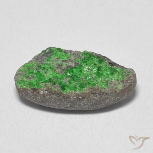 Uvarovite Garnet Drusy Gemstone in 13.3 x 8.6 mm Size for Sale, Uvarovite Garnet Drusy Stone in Lime Green Color