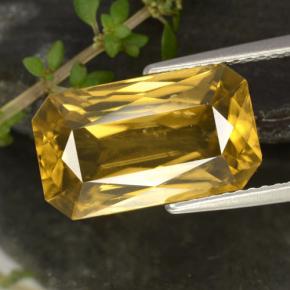 9.67 ct Gold Zircon Gemstone, Zircon Gem in Octagon / Scissor Cut Shape for Sale.