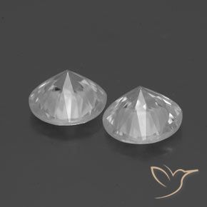 Zircon Gemstones in 7 mm (calibrated) Size for Sale, Zircon Stones in White Color