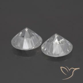 Zircon Gemstones in 7 mm (calibrated) Size for Sale, Zircon Stones in White Color