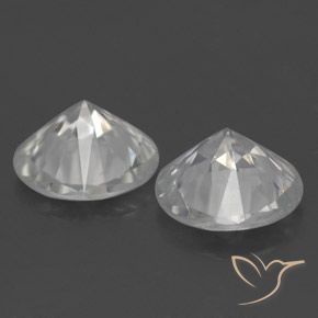 Zircon Gemstones in 7 mm (calibrated) Size for Sale, Zircon Stones in White Color