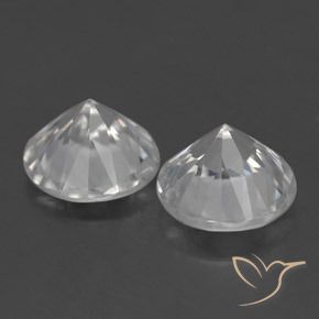 Zircon Gemstones in 7 mm (calibrated) Size for Sale, Zircon Stones in White Color