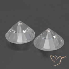 Zircon Gemstones in 7 mm (calibrated) Size for Sale, Zircon Stones in White Color