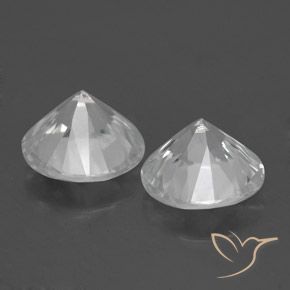 Zircon Gemstones in 7 mm (calibrated) Size for Sale, Zircon Stones in White Color