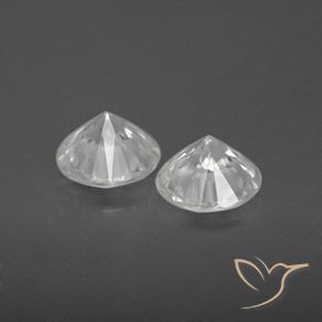 Zircon Gemstones in 7 mm (calibrated) Size for Sale, Zircon Stones in White Color