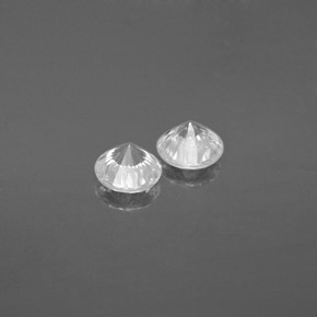 Zircon Gemstone in 4.6 mm Size for Sale, Zircon Stone in White Color