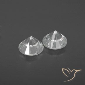 Zircon Gemstones in 6 mm (calibrated) Size for Sale, Zircon Stones in White Color