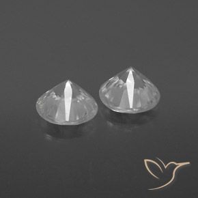 Zircon Gemstones in 6 mm (calibrated) Size for Sale, Zircon Stones in White Color
