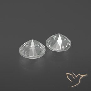 Zircon Gemstones in 6 mm (calibrated) Size for Sale, Zircon Stones in White Color