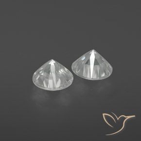 Zircon Gemstones in 6 mm (calibrated) Size for Sale, Zircon Stones in White Color
