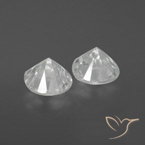 Zircon Gemstones in 6 mm (calibrated) Size for Sale, Zircon Stones in White Color