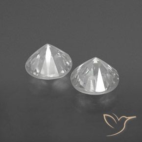 Zircon Gemstones in 6 mm (calibrated) Size for Sale, Zircon Stones in White Color
