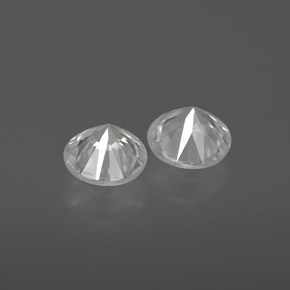 Zircon Gemstones in 6 mm (calibrated) Size for Sale, Zircon Stones in White Color