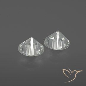 Zircon Gemstones in 6 mm (calibrated) Size for Sale, Zircon Stones in White Color