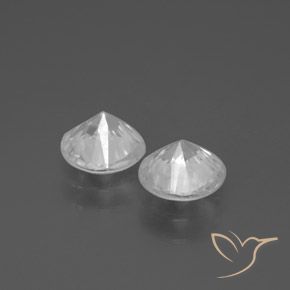 Zircon Gemstones in 6 mm (calibrated) Size for Sale, Zircon Stones in White Color