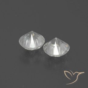 Zircon Gemstones in 6 mm (calibrated) Size for Sale, Zircon Stones in White Color