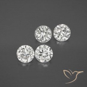 Lotto di 4 pezzi Zircone Bianco taglio rotondo dalla Cambogia - Dimensioni 5,8mm, peso 4,63 ct totali / media. 1,16 ct ciascuno, durezza Mohs 6,5 - 7,5 adatto per gioielli da indossare ogni giorno, Pietra zodiacale Toro, Photo A