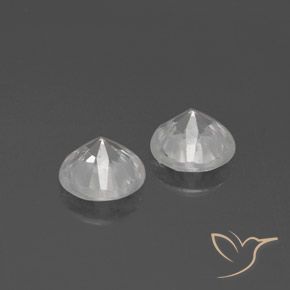 Zircon Gemstones in 7 mm (calibrated) Size for Sale, Zircon Stones in White Color