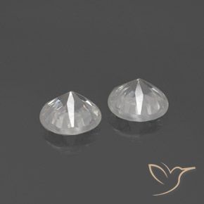 Zircon Gemstones in 7 mm (calibrated) Size for Sale, Zircon Stones in White Color