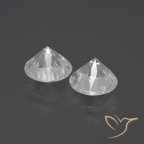 Zircon Gemstones in 7 mm (calibrated) Size for Sale, Zircon Stones in White Color