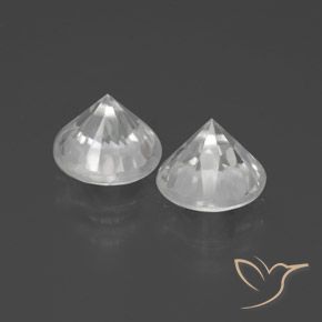 Zircon Gemstones in 7 mm (calibrated) Size for Sale, Zircon Stones in White Color