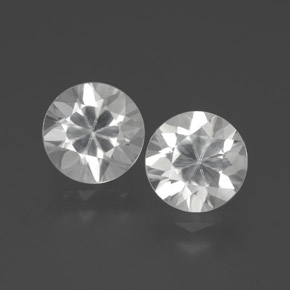 4.45 ct White Zircon Gemstone, Zircon Gem in Diamond-Cut Shape for Sale.