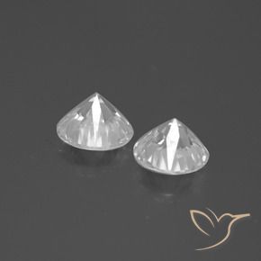 Zircon Gemstones in 7 mm (calibrated) Size for Sale, Zircon Stones in White Color