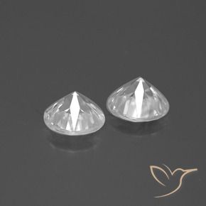 Zircon Gemstones in 7 mm (calibrated) Size for Sale, Zircon Stones in White Color