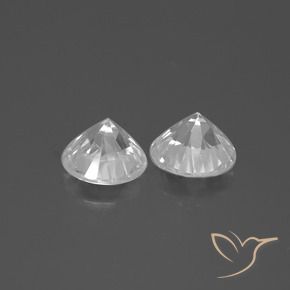 Zircon Gemstones in 7 mm (calibrated) Size for Sale, Zircon Stones in White Color