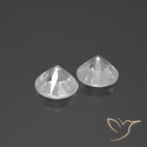 Zircon Gemstones in 6.5 mm (calibrated) Size for Sale, Zircon Stones in White Color