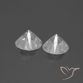 Zircon Gemstones in 7.5 mm (calibrated) Size for Sale, Zircon Stones in White Color