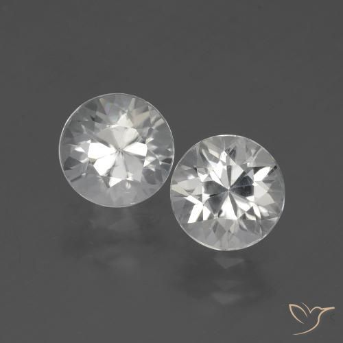 4.18ctw Natural Warm White Zircon, Round, VVS-VS