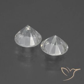 Zircon Gemstones in 7 mm (calibrated) Size for Sale, Zircon Stones in Warm White Color