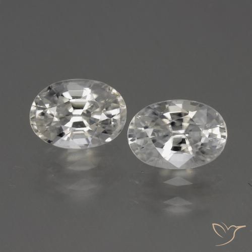 2.65ctw Natural Warm White Zircon, Oval, VVS-VS