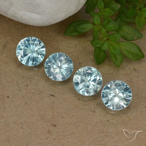 1.71ctw Natural Light Blue Zircon, Round, VVS-VS