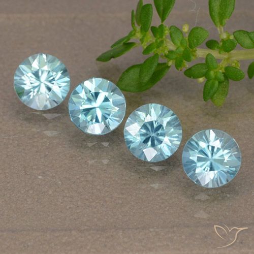 Bleu bébé Zircon gemme - 0.6ct Diamant de coupe (ID: 489871)
