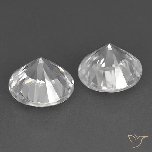 Zircon Gemstones in 7 mm (calibrated) Size for Sale, Zircon Stones in White Color