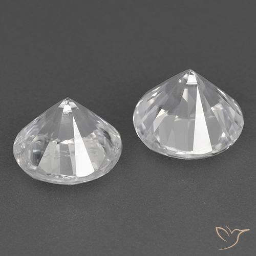 Zircon Gemstones in 7 mm (calibrated) Size for Sale, Zircon Stones in White Color