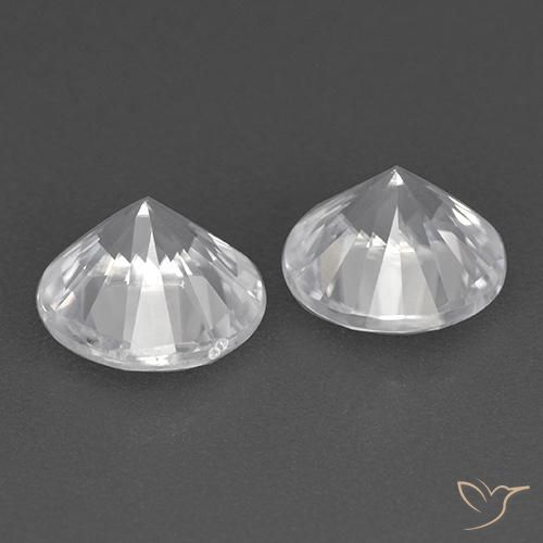 Zircon Gemstones in 7 mm (calibrated) Size for Sale, Zircon Stones in White Color