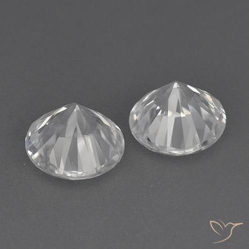 Zircon Gemstones in 7 mm (calibrated) Size for Sale, Zircon Stones in White Color