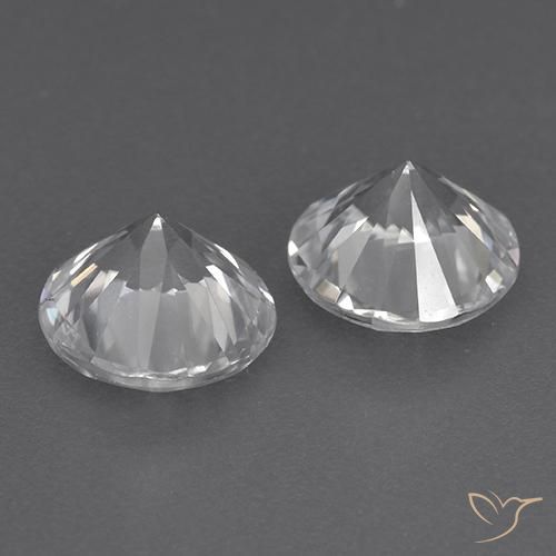 Zircon Gemstones in 7 mm (calibrated) Size for Sale, Zircon Stones in White Color
