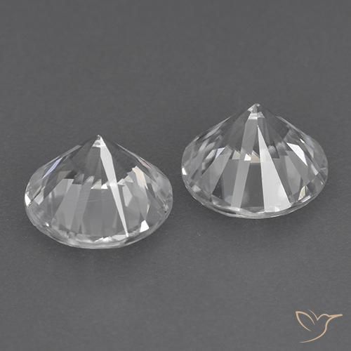 Zircon Gemstones in 7 mm (calibrated) Size for Sale, Zircon Stones in White Color