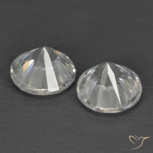 Zircon Gemstones in 6 mm (calibrated) Size for Sale, Zircon Stones in White Color