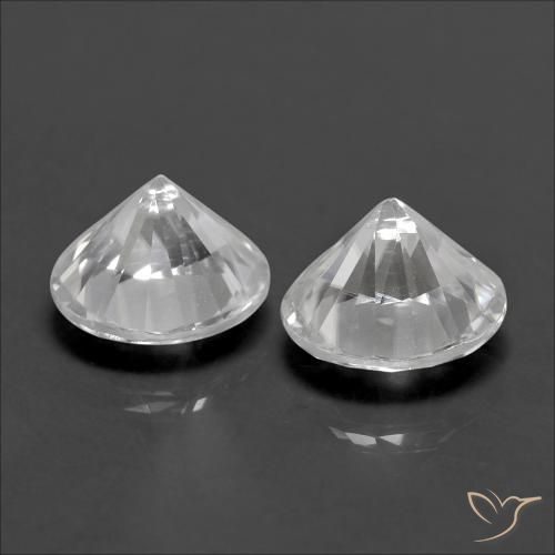 Zircon Gemstones in 6 mm (calibrated) Size for Sale, Zircon Stones in White Color
