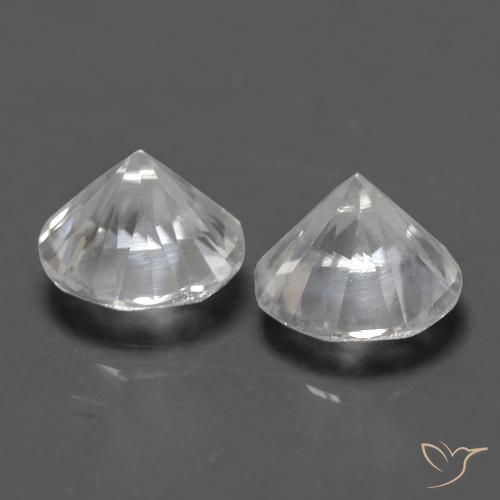 Zircon Gemstones in 5 mm (calibrated) Size for Sale, Zircon Stones in White Color